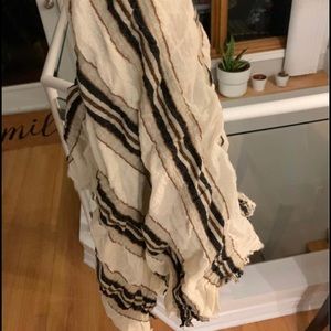 Wilfred Blanket Scarf